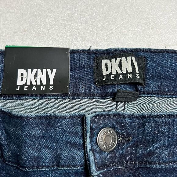 DKNY | NWT Duane Straight Fit Jeans - Picture 2 of 7